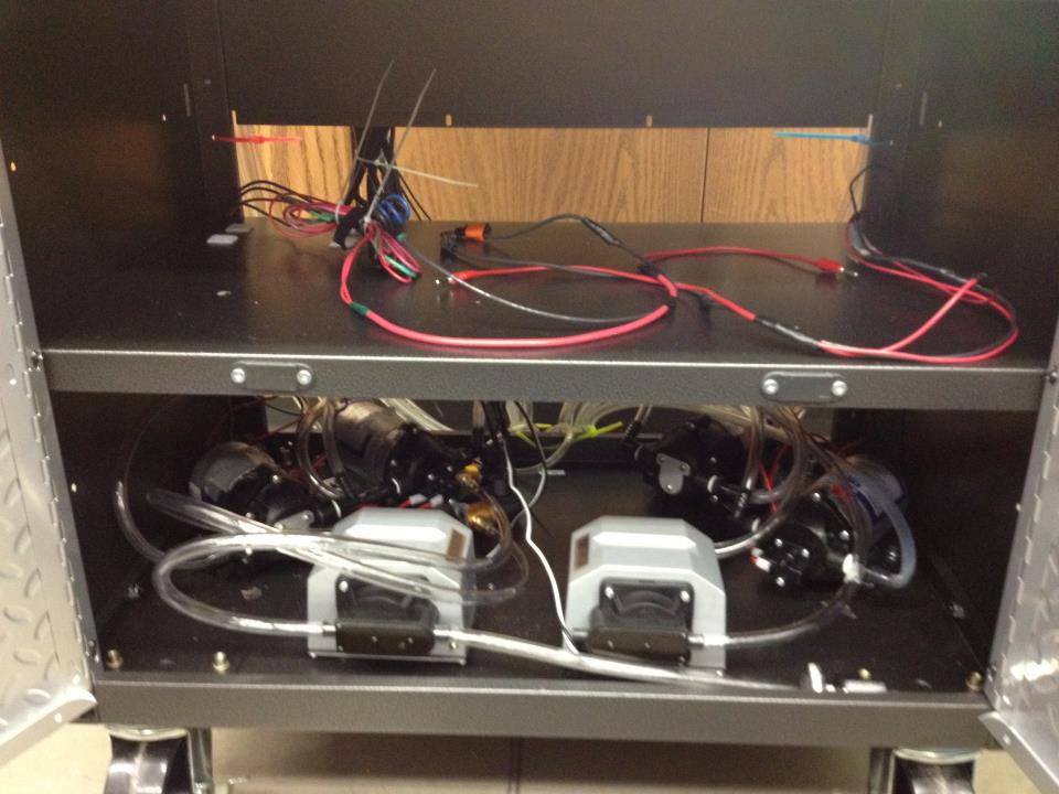 The housing unit with air and water pumps mounted